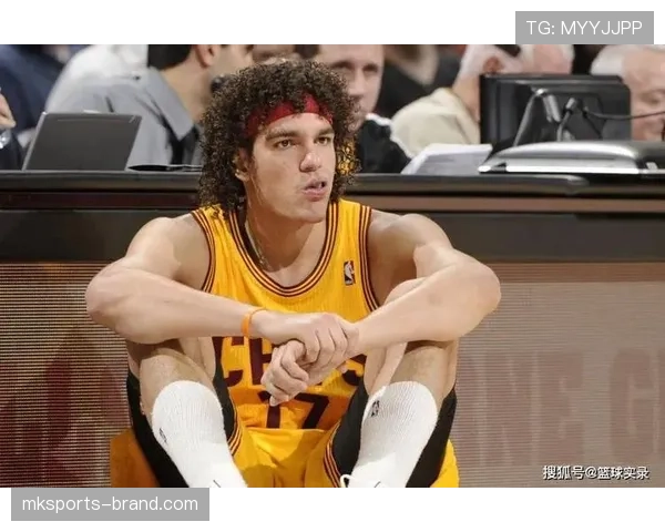 安德森·瓦莱乔突破制造错位显著提升篮下效率