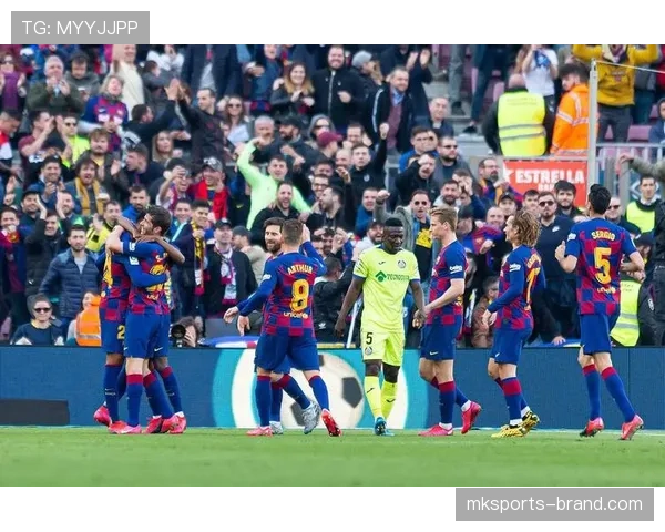 巴塞罗那控球率仍占优，但比赛局面已显失控迹象